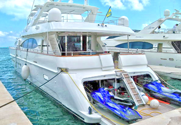 100' foot Azimut Bahamas Luxury Yacht Charters, Bahamas Boat Rentals, Yacht Charters Bahamas, Nassau Bahamas